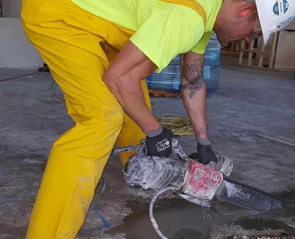 Partial structural demolition — commercial concrete removal (8)